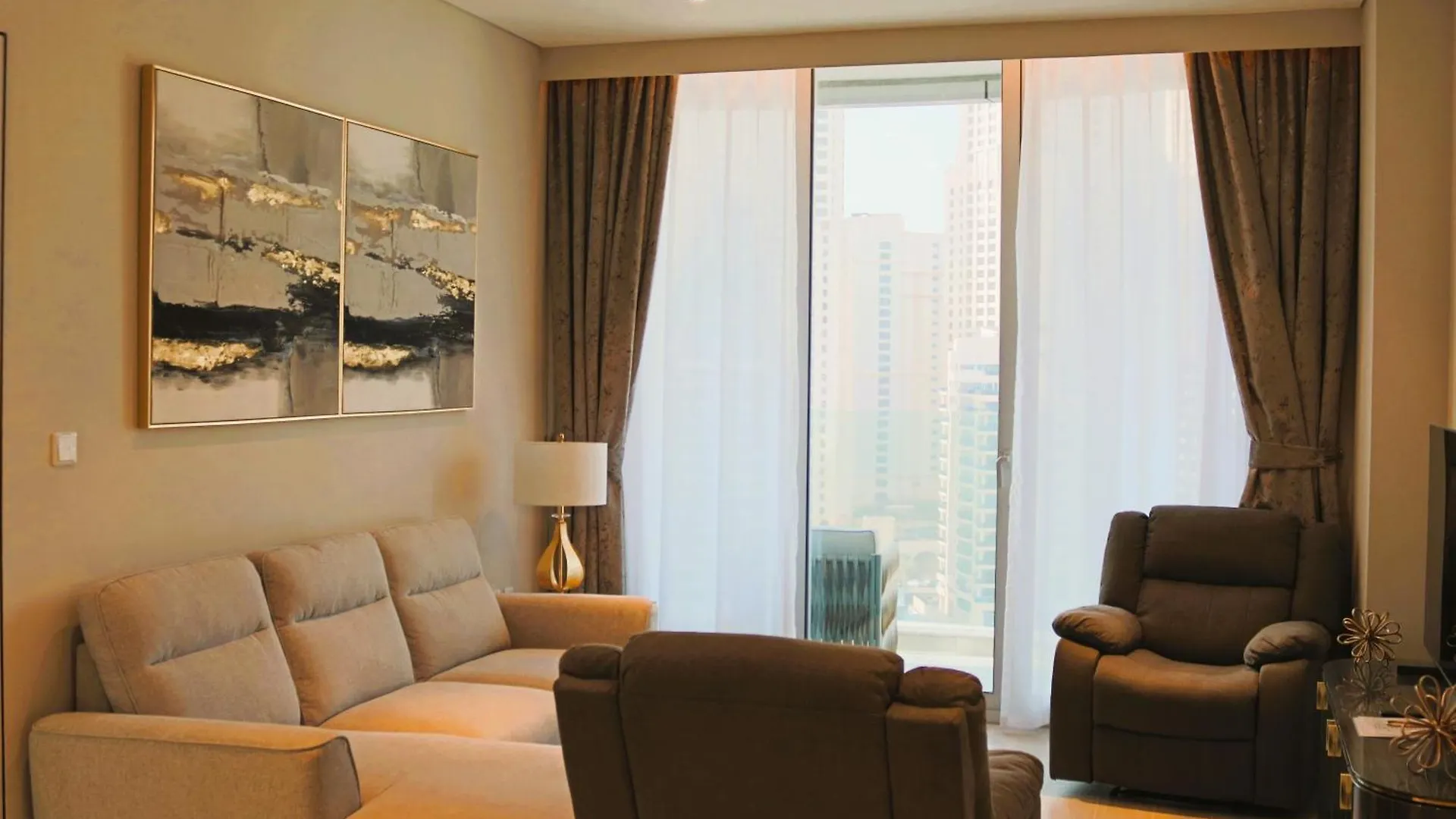 Casa Royale Vacation Home - Dubai Marina 0*,