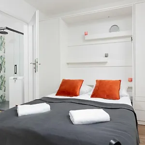 https://studio-apartment-ochota-siemieskiego-by-renters.warsawhotelspoland.com