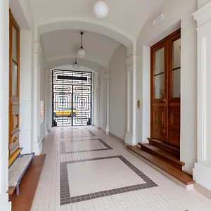 https://luxury-apartment-praga-kepna-by-renters-prestige.warsawhotelspoland.com