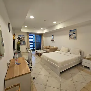 Super Host At Highest Residential Tower In The World, Private In A Shared Проживание в семье