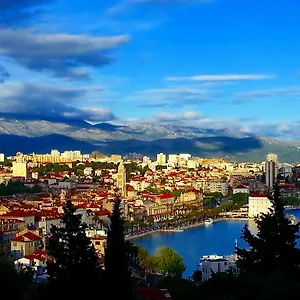 Kameni Val , Split Croatia