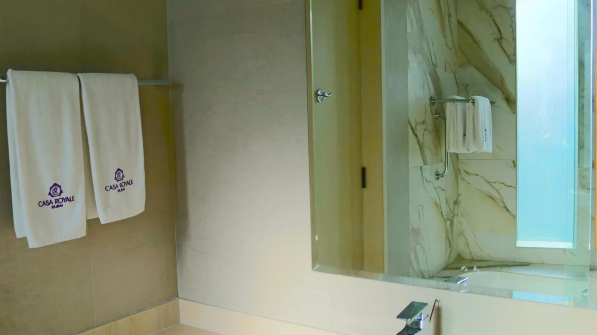 Casa Royale Vacation Home - Dubai Marina Appartement