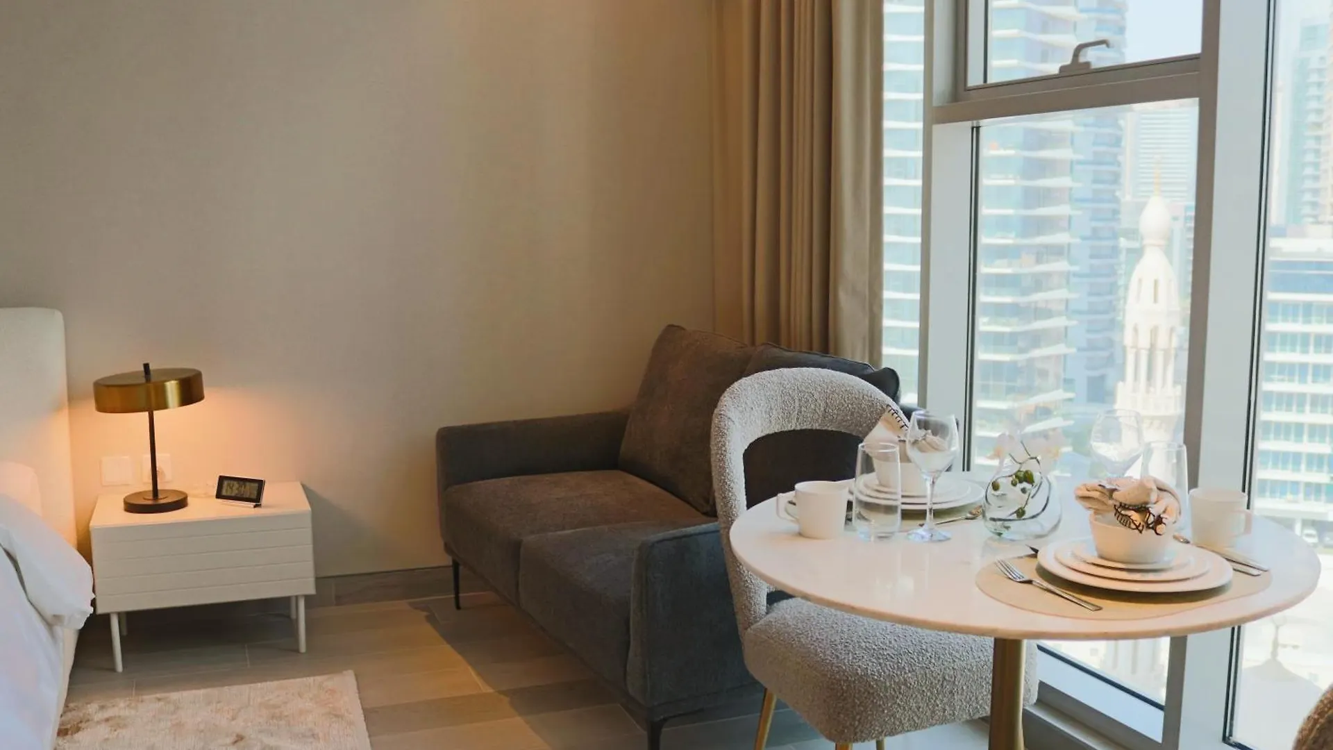 Casa Royale Vacation Home - Dubai Marina 0*,  Émirats arabes unis