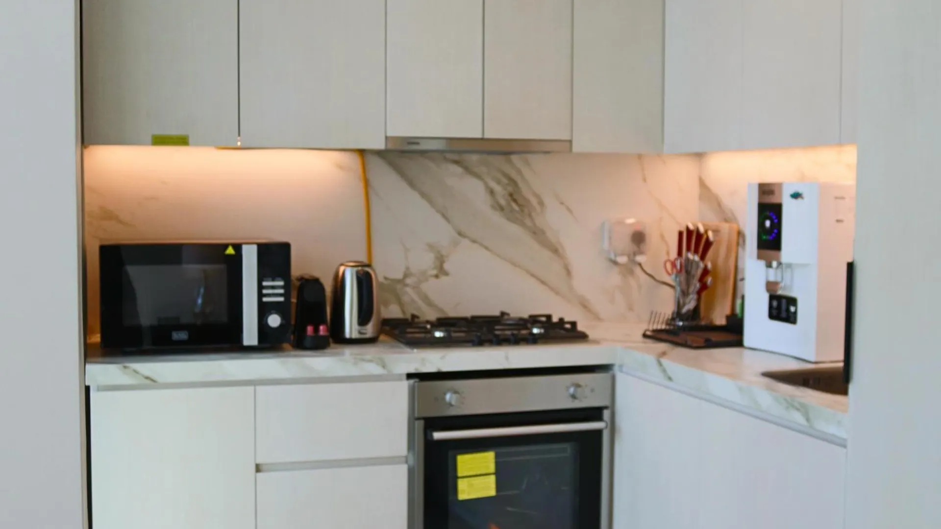 Casa Royale Vacation Home - Dubai Marina