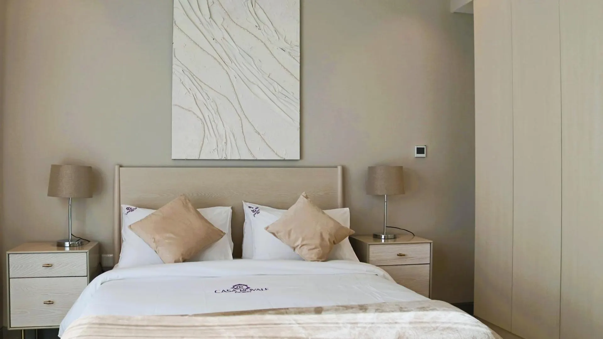 Casa Royale Vacation Home - Dubai Marina 0*,